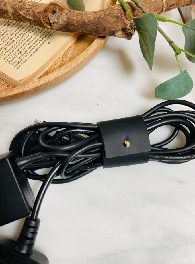 Handmade-Leather-Laptop-Large-Cable-Tidy-Organiser-black